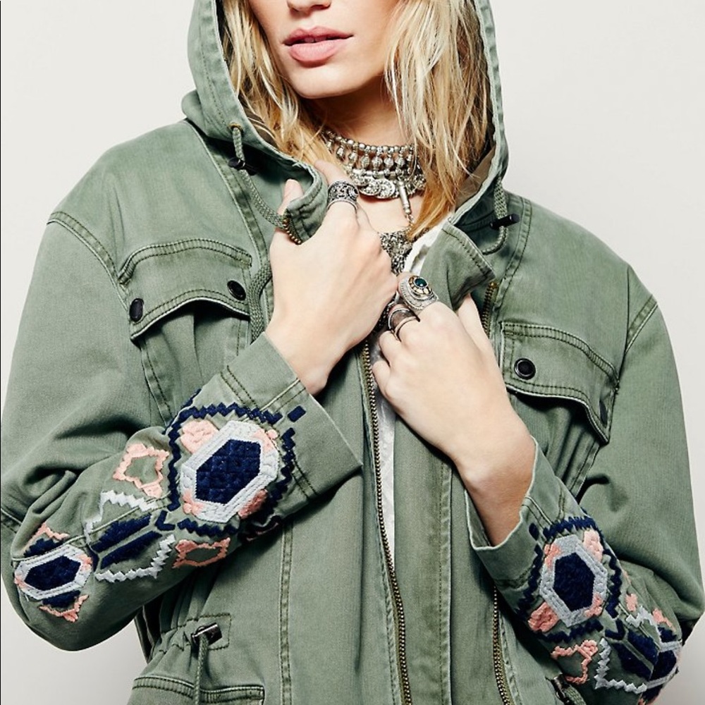 ✨FREE PEOPLE ✨Embroidered twill parka / NWOT